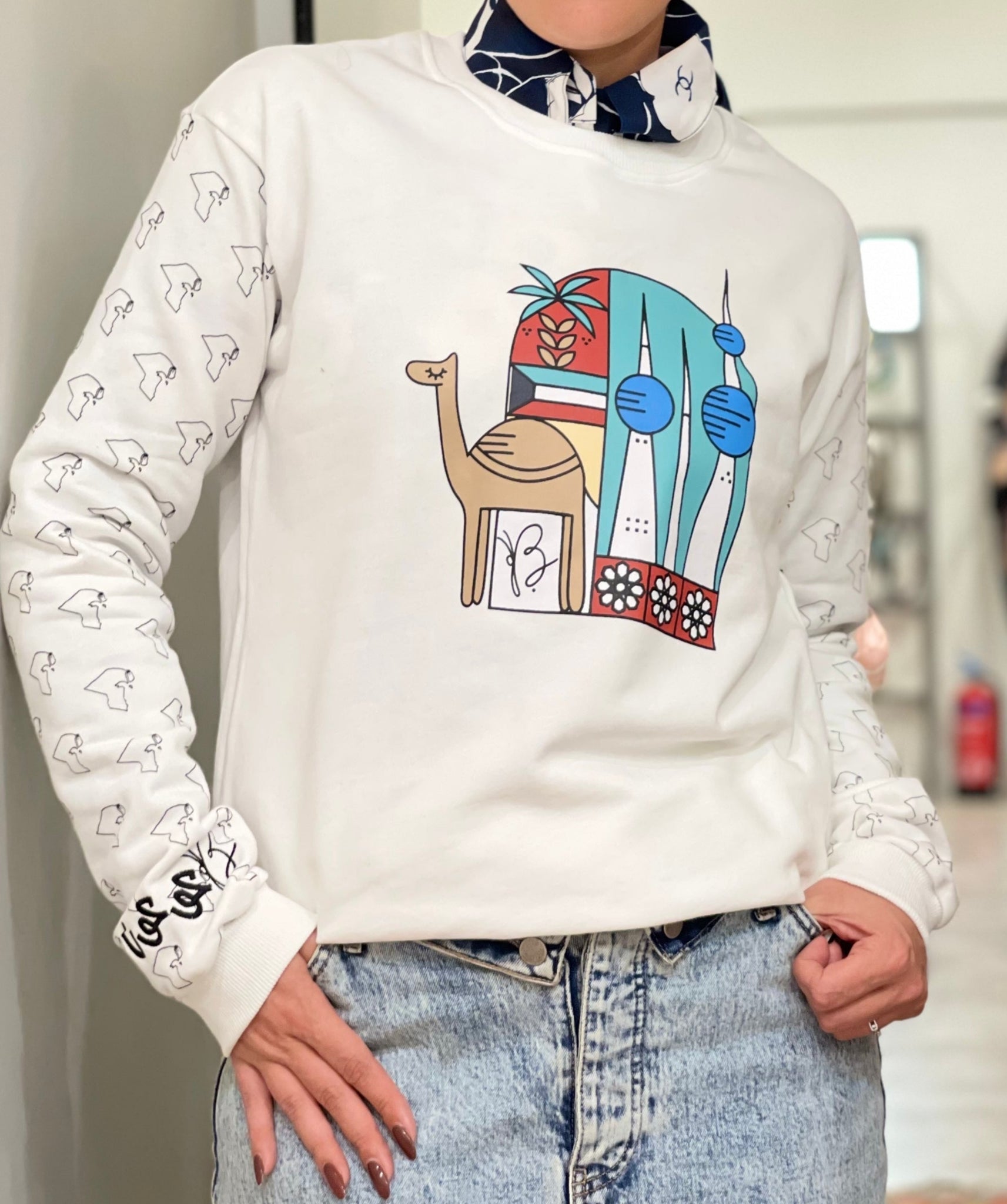 SWEATER بلوزة