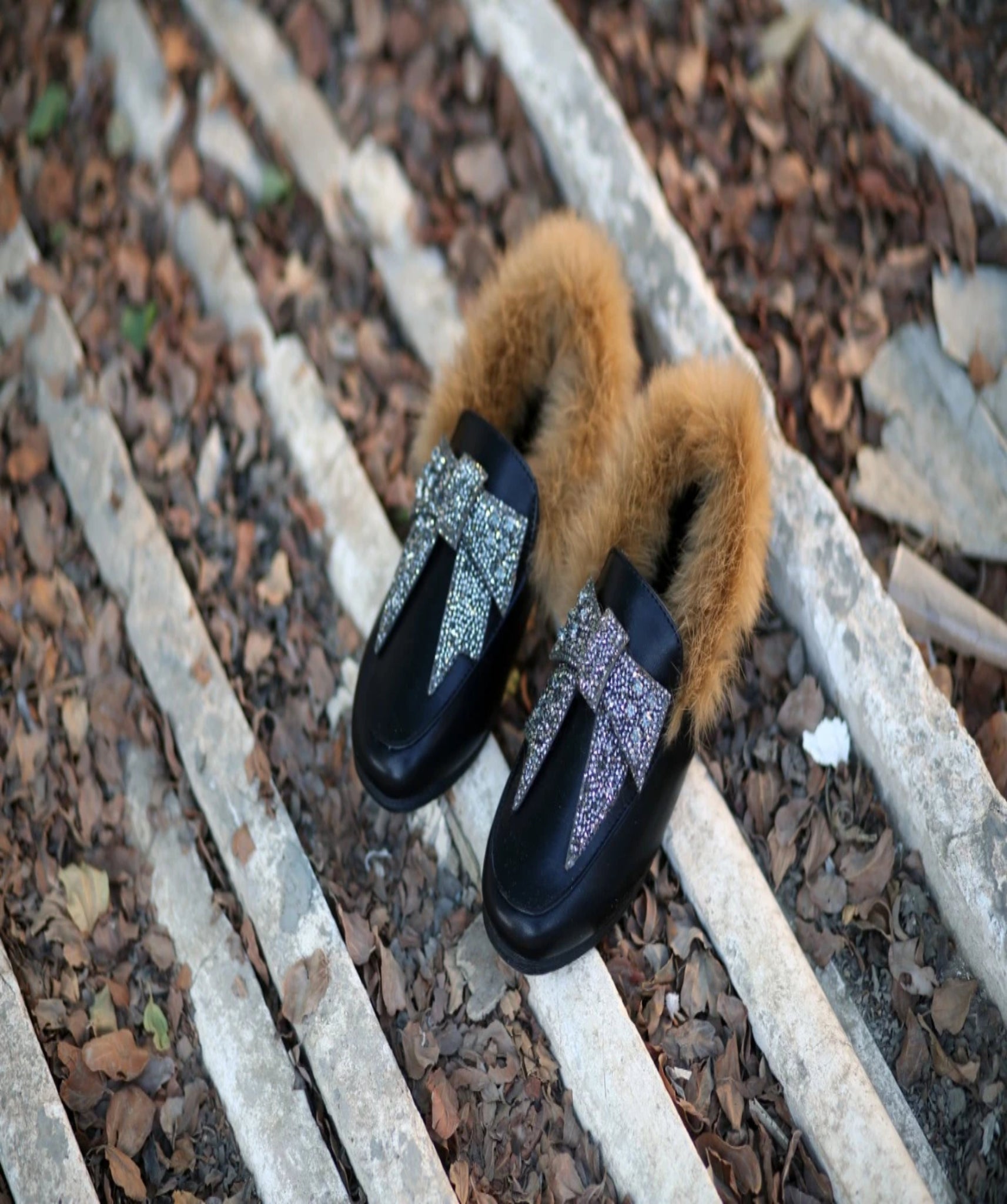 GIRLS SHOES حذاء
